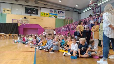 prvošolci _ oš miroslava vilharja  (5)